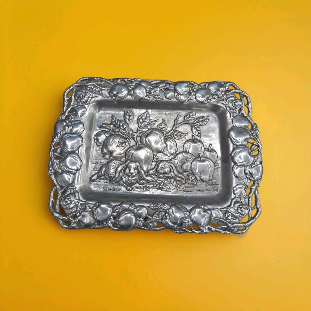 VTG!'93 Cast Aluminum Arthur Court (signed) Harvest Tray; Apples/Leaves/Rabbits